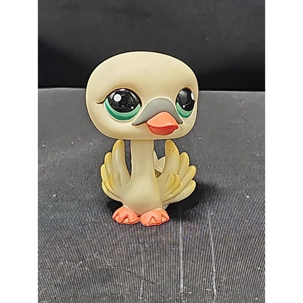 Littlest Pet Shop Authentic # 2179 Cream Swan Teal Eyes